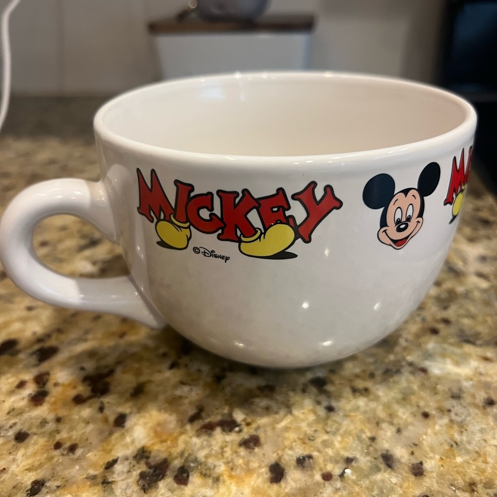 XL Disney Mickey Mouse Mug